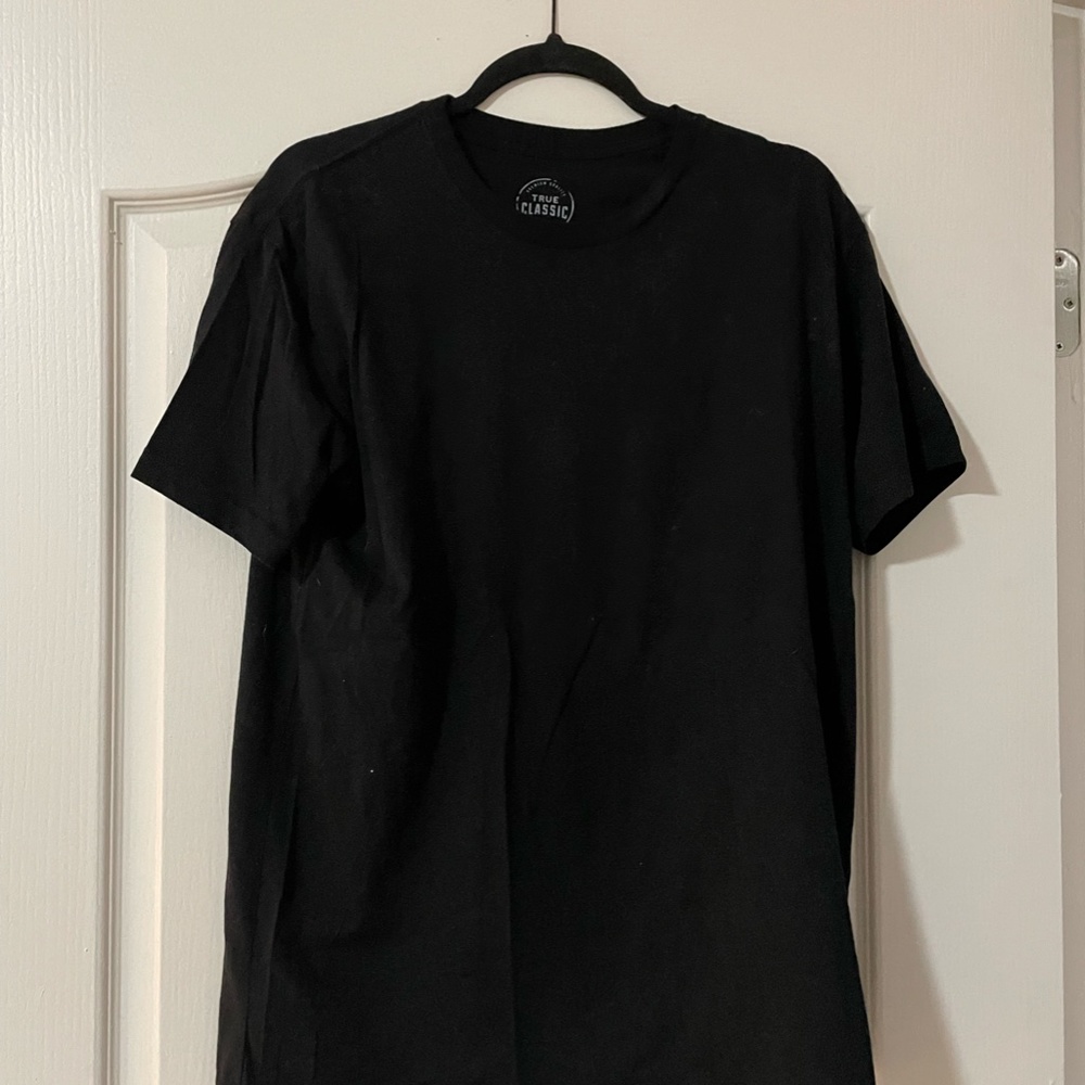 True Classic Men's T-shirt